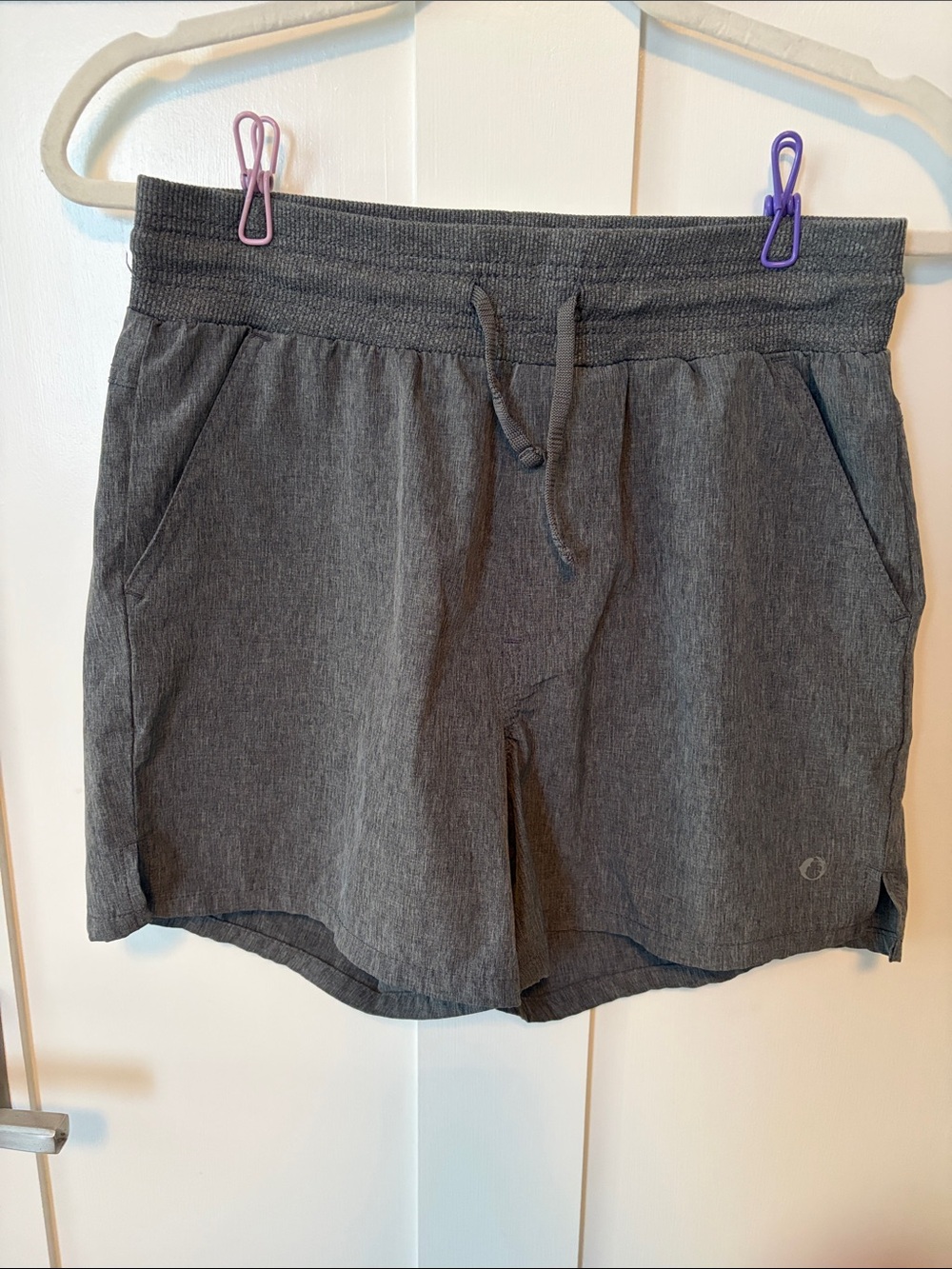 The American Outdoorsman for Women Heathered Gray Moisture Wicking Shorts